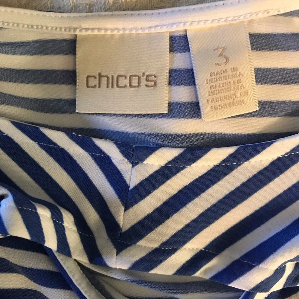 Chico’s striped top/blue_white - Picture 4 of 4